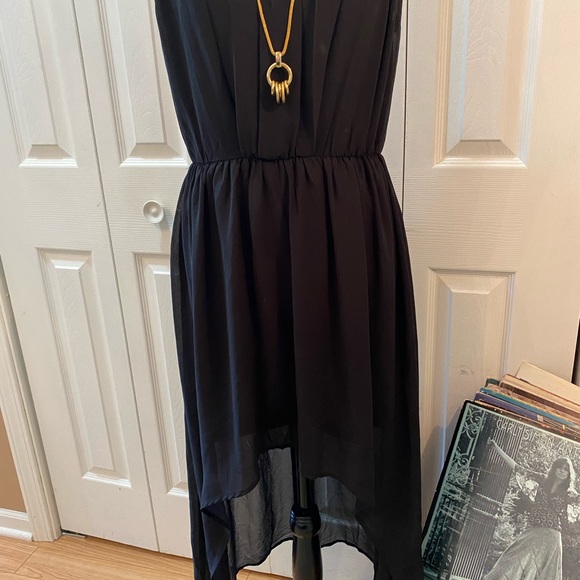 Doe & Rae Beautiful high low black dress - Picture 3 of 12